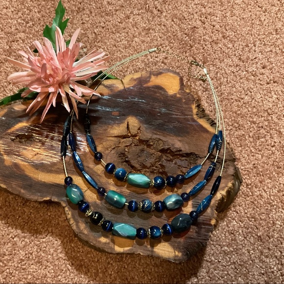 3 Rows Beads on wire necklace - Picture 1 of 2